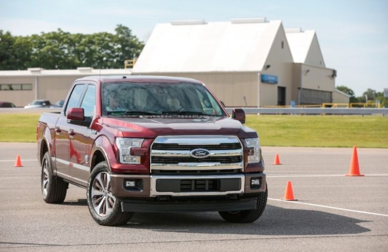 2016 Ford F-150 front view