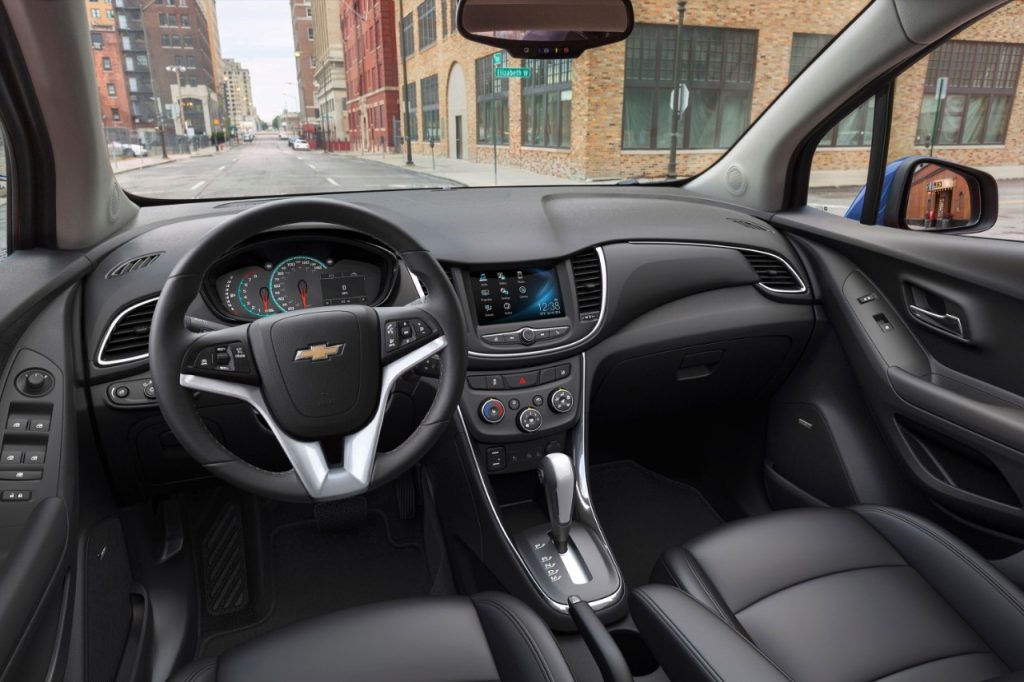 Dashboard view of the 2017 Chevrolet Trax