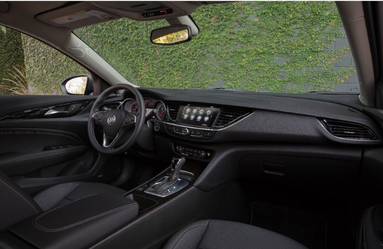 2018 Buick Regal Sportback dashboard view