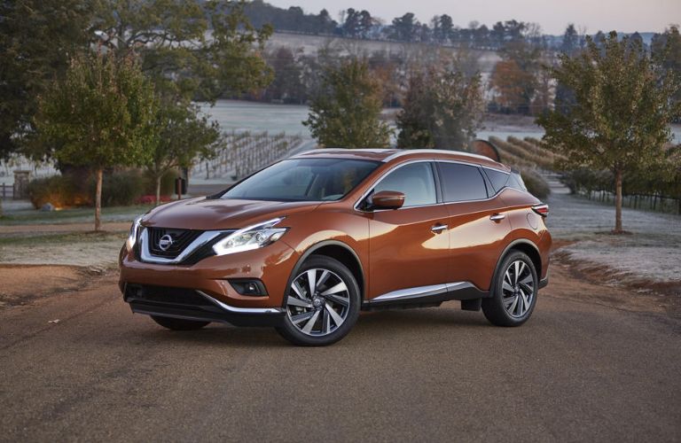 2017 Nissan Murano front quarter view