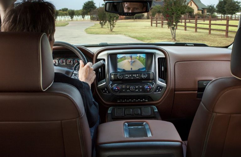 2018 Chevrolet Silverado 1500 dashboard view