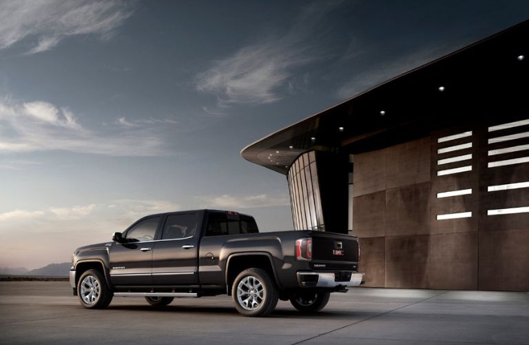 2018 GMC Sierra 1500 side view