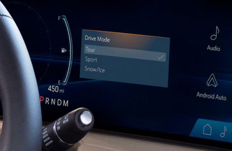 drive mode selector of the 2024 XT4